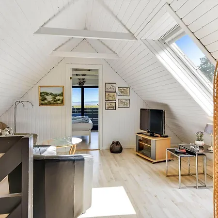 Bv407-blavand-skaubjergvej-9 Blåvand