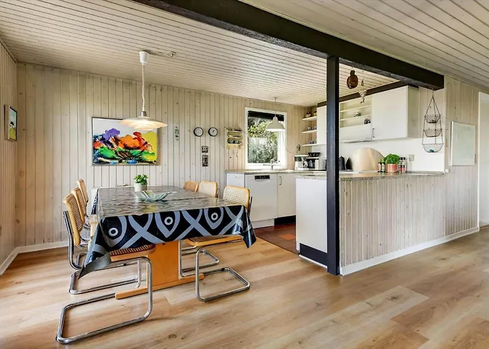 Bv407-blavand-skaubjergvej-9 * Blåvand