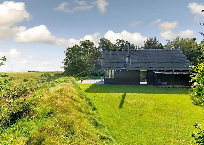 Holiday home Bv407-blavand-skaubjergvej-9 *